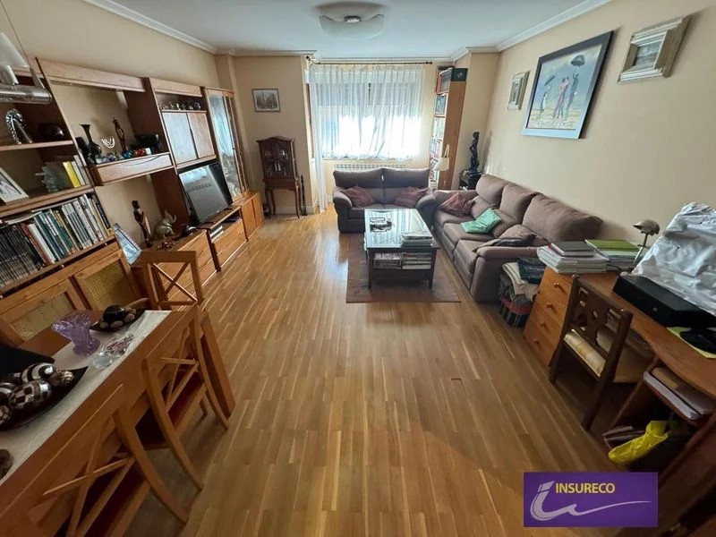 Casa grande en San Esteban, seis dormitorios