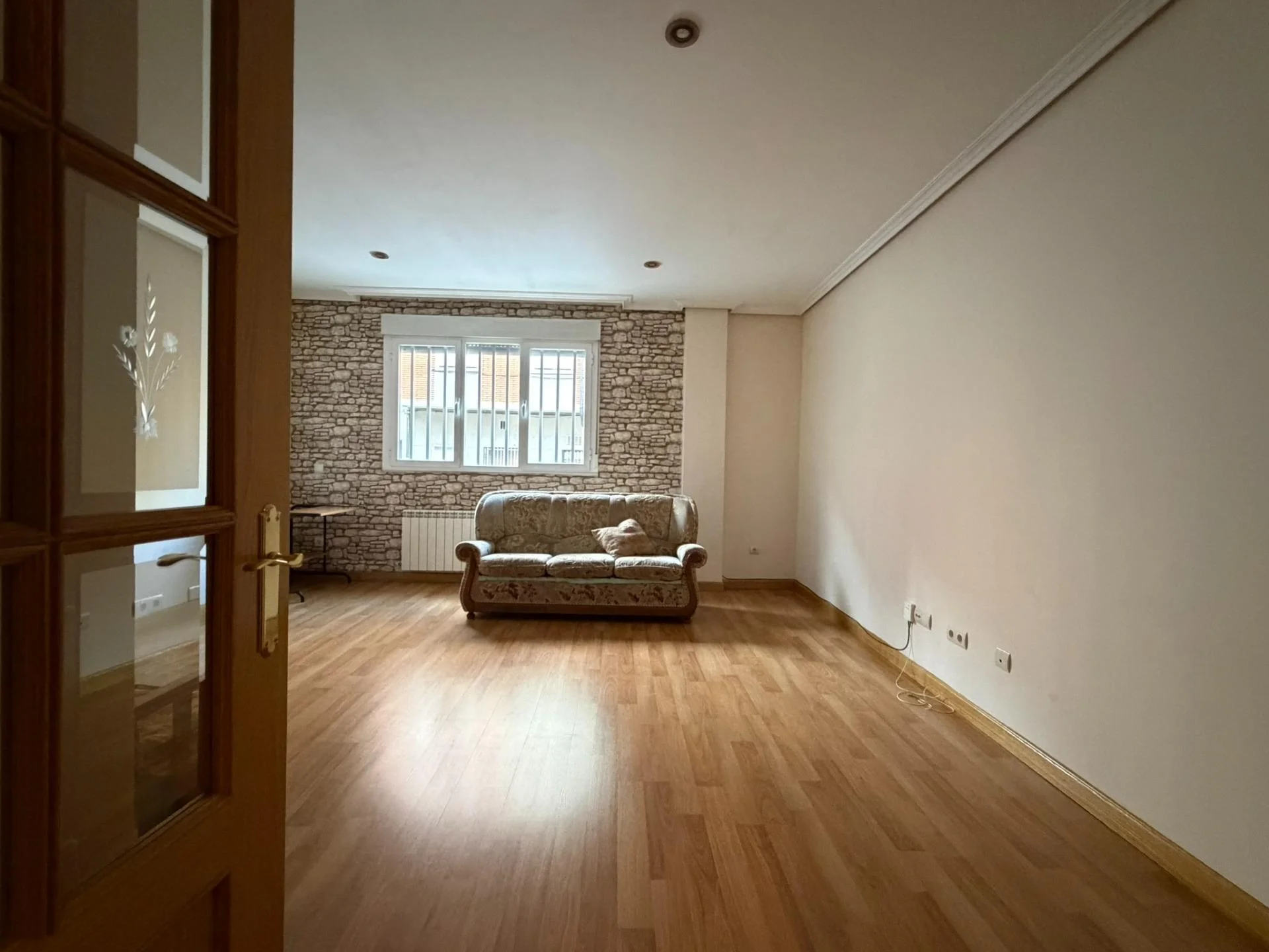 Apartment with private 131 m² cellar