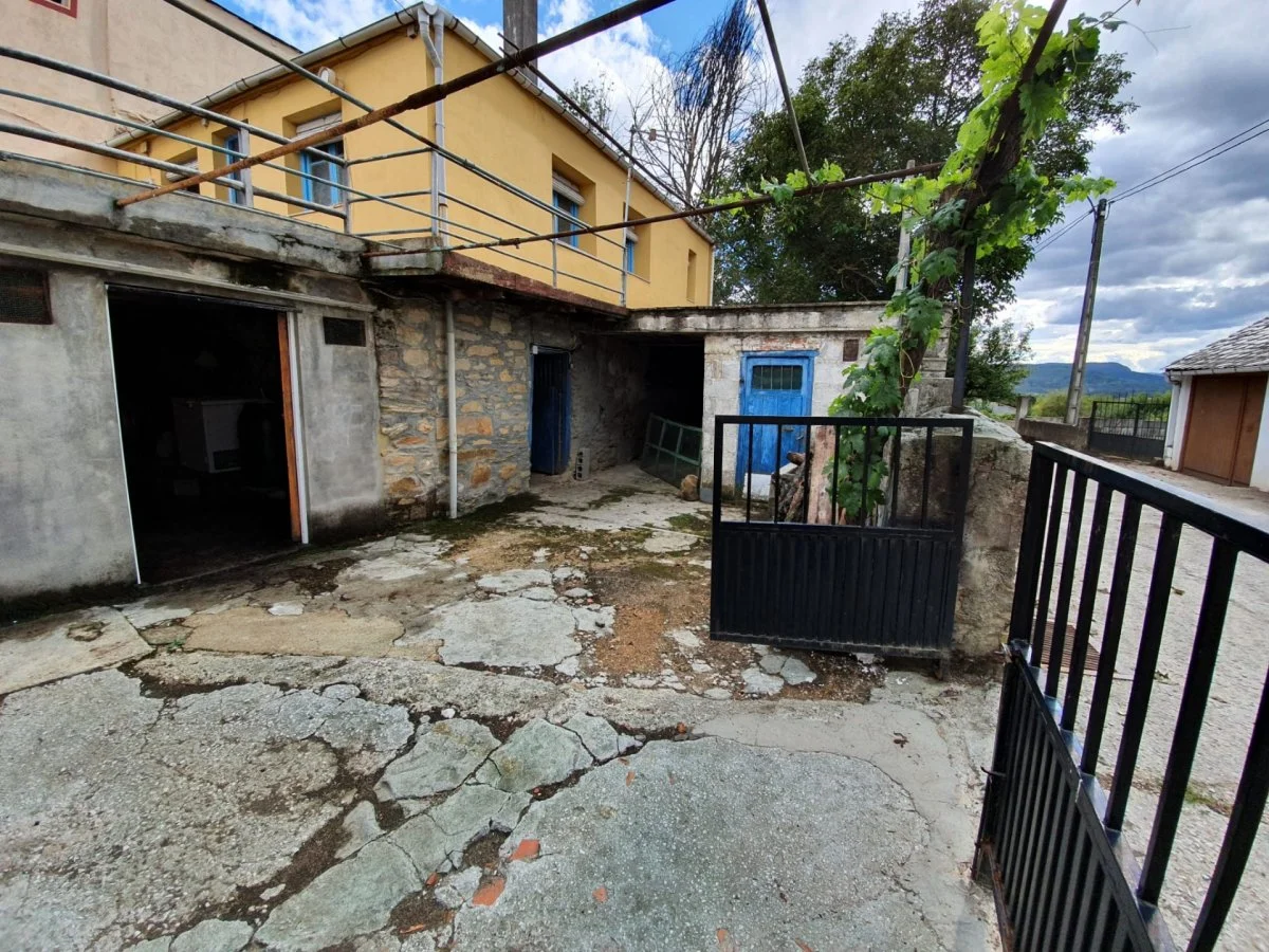 Casa lista para entrar con parcela de 338 m²