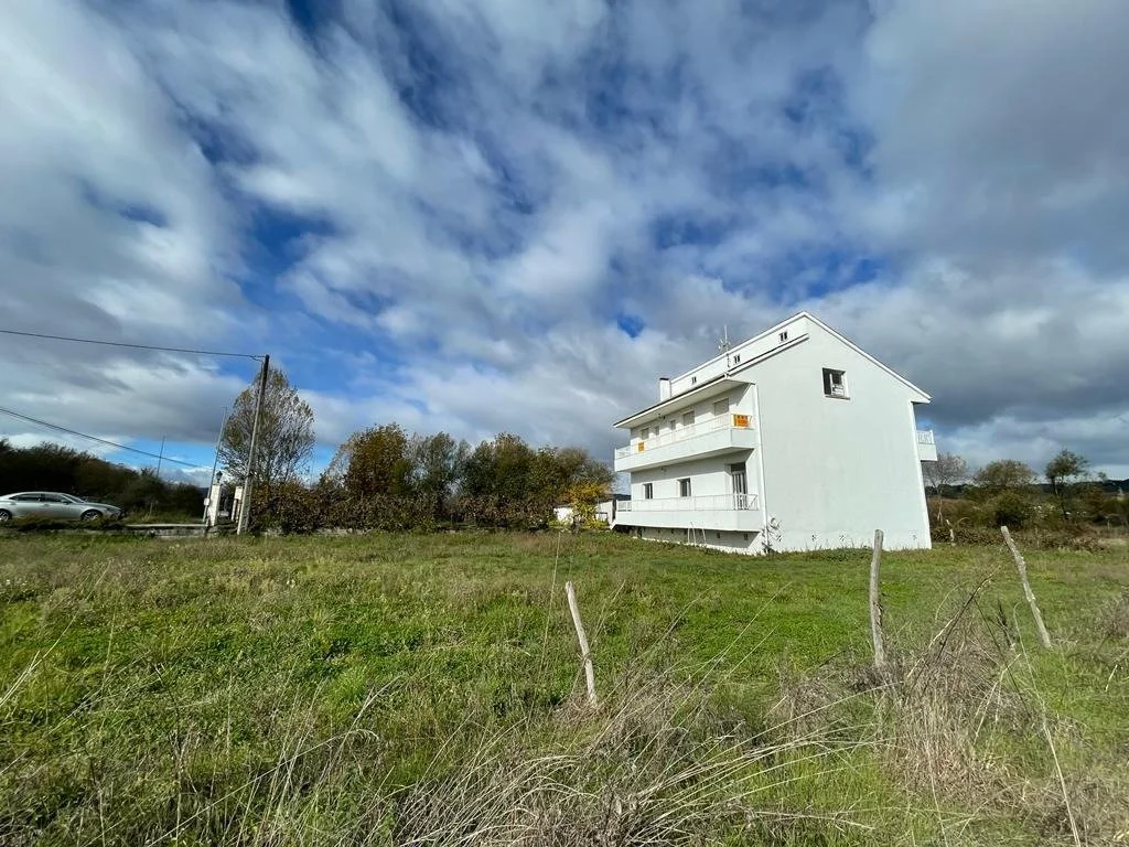 Casa rural con parcela de 1.000 m²