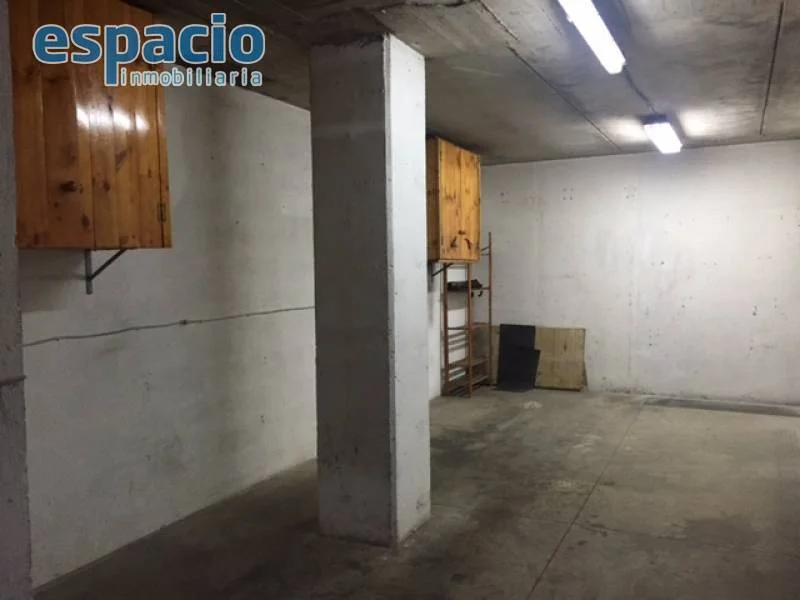 Closed garage in Ponferrada Alta