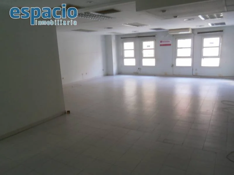 Oficina céntrica en Ponferrada, 106 m²
