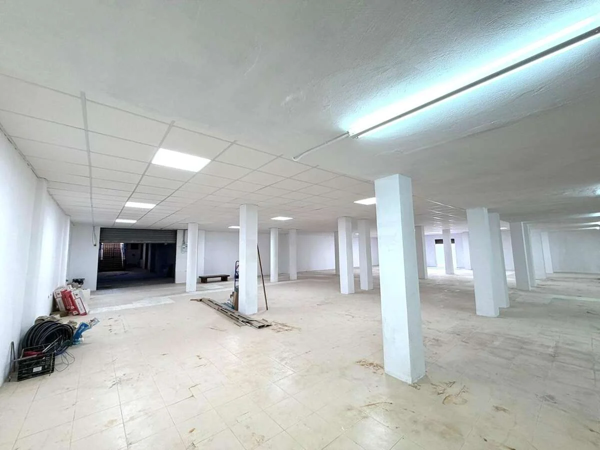 370 m² commercial unit in Playa Honda