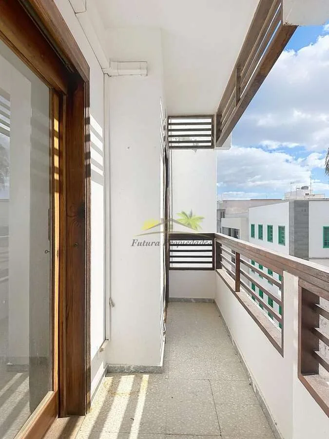 Four-bedroom flat near Arrecife waterfront