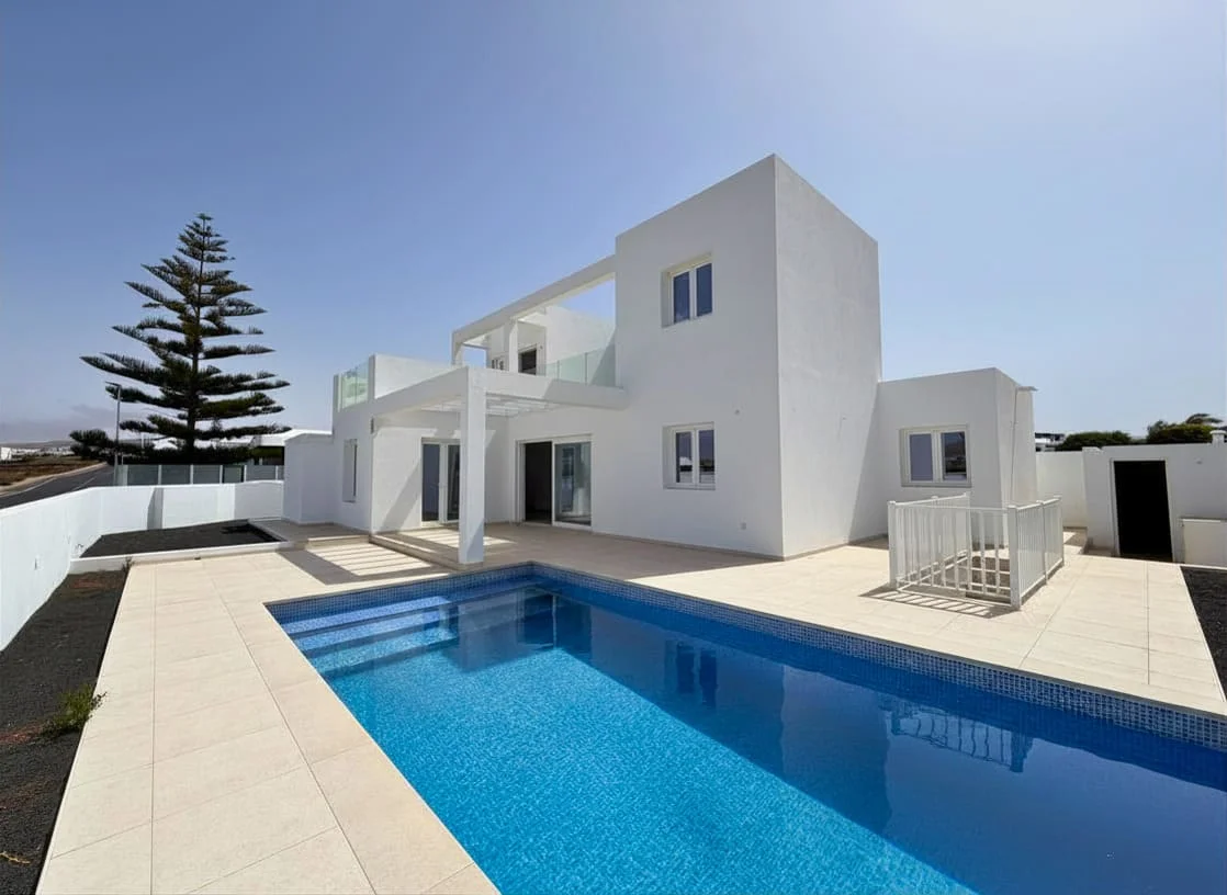 New villa in Tahíche, 4 bedrooms