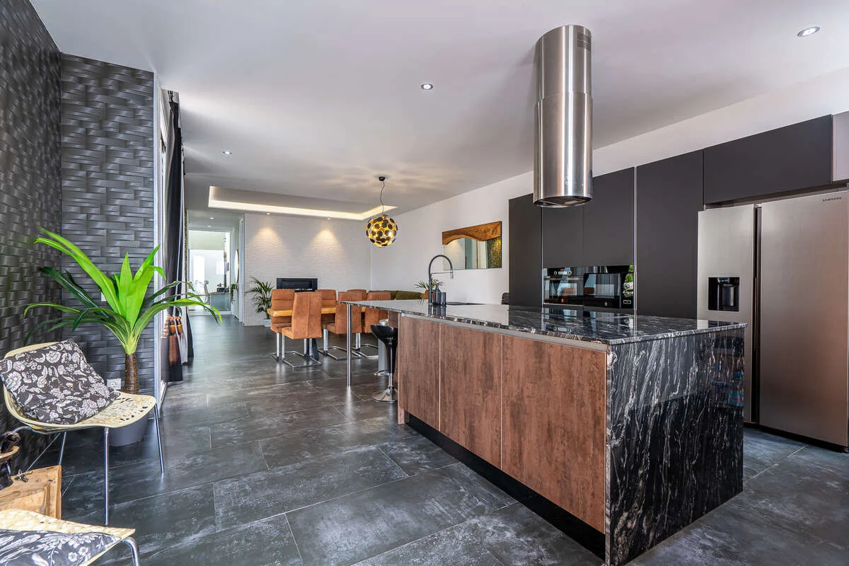 Modern San Bartolomé house, three bedrooms