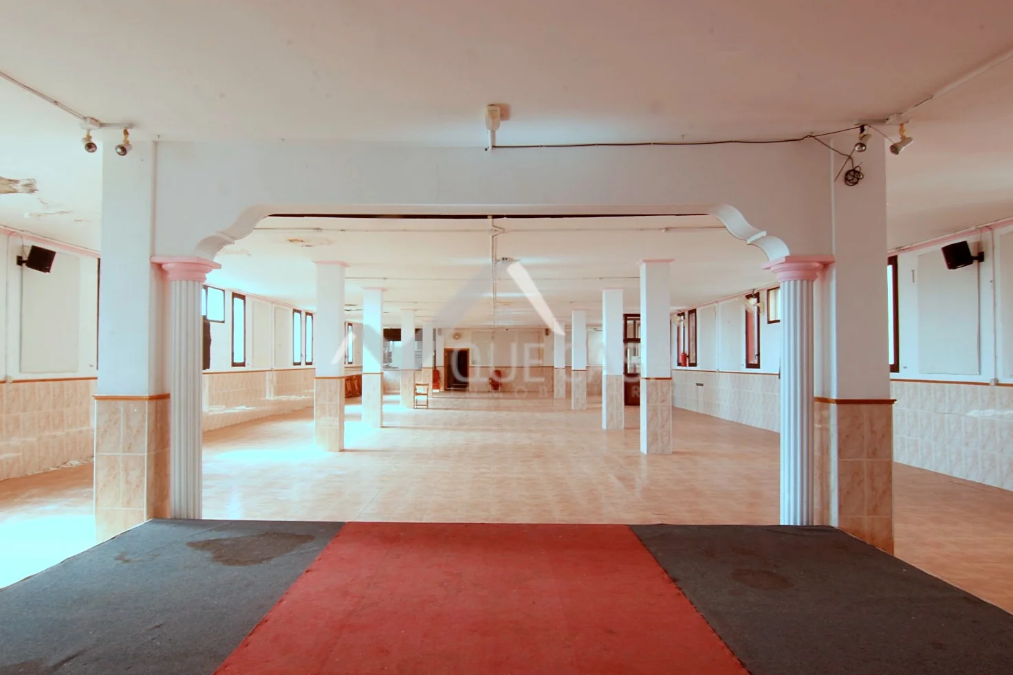 Spacious Guanarteme commercial unit, 488 m²
