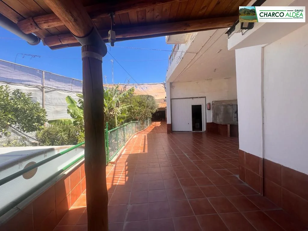 Casa con gran finca de 8.417 m²