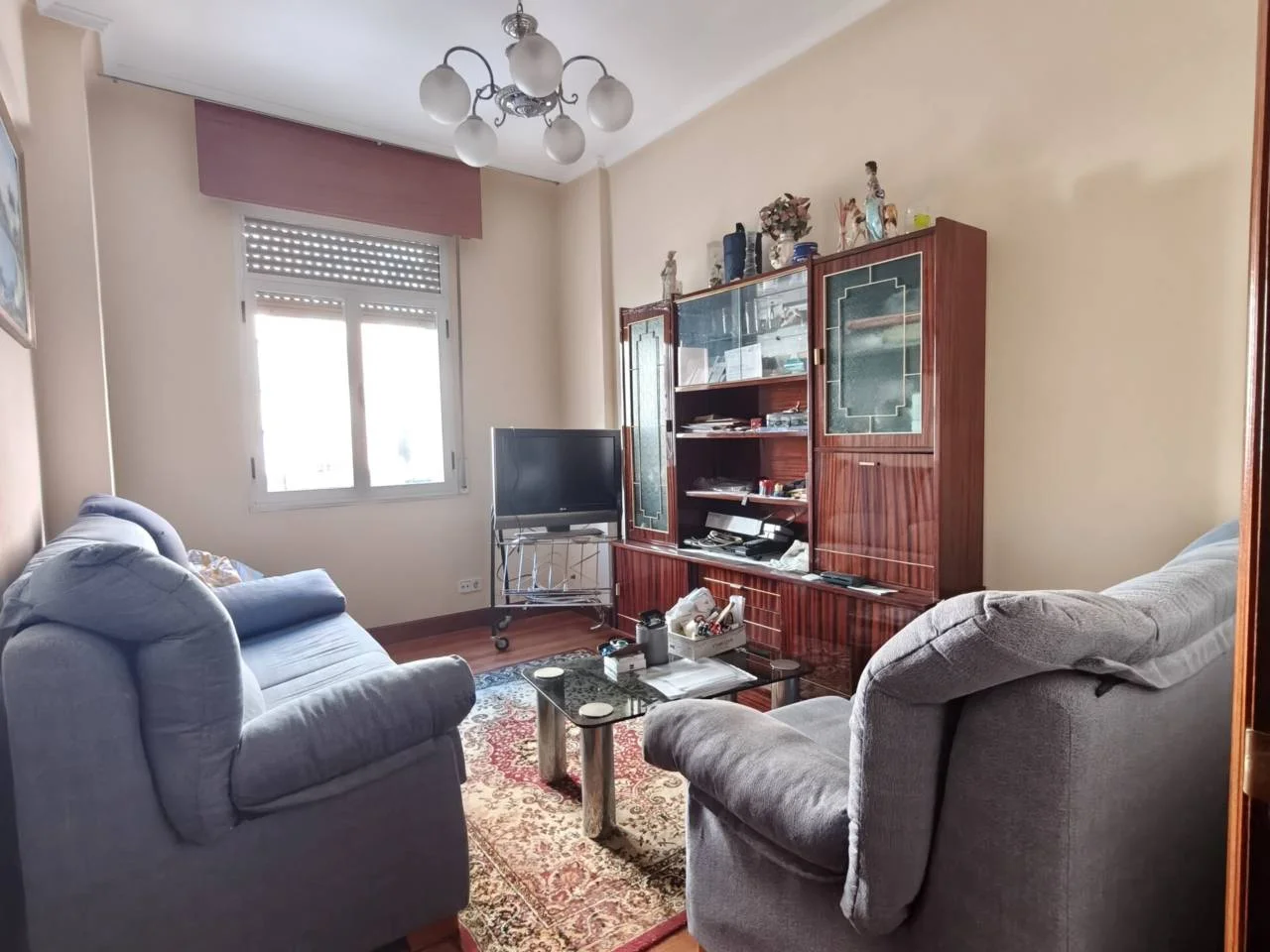 Exterior Recalde flat with three bedrooms