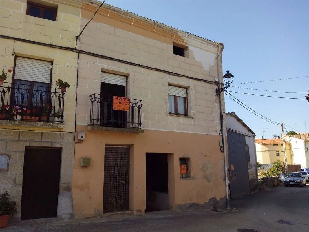 Casa rural en Corporales, 3 habitaciones