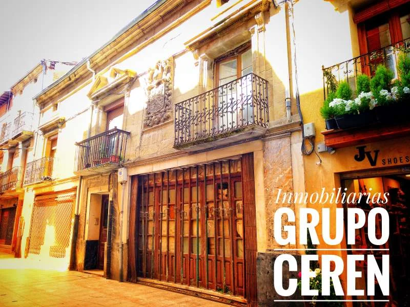 Historic casona with 12 rooms