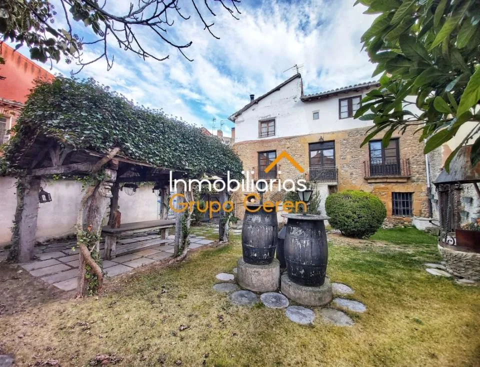 Historic house with 205 m² garden