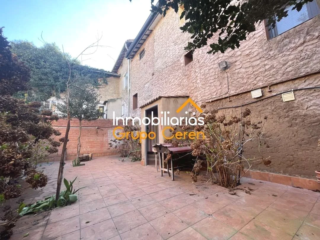 Restored Rioja village house, 333 m²