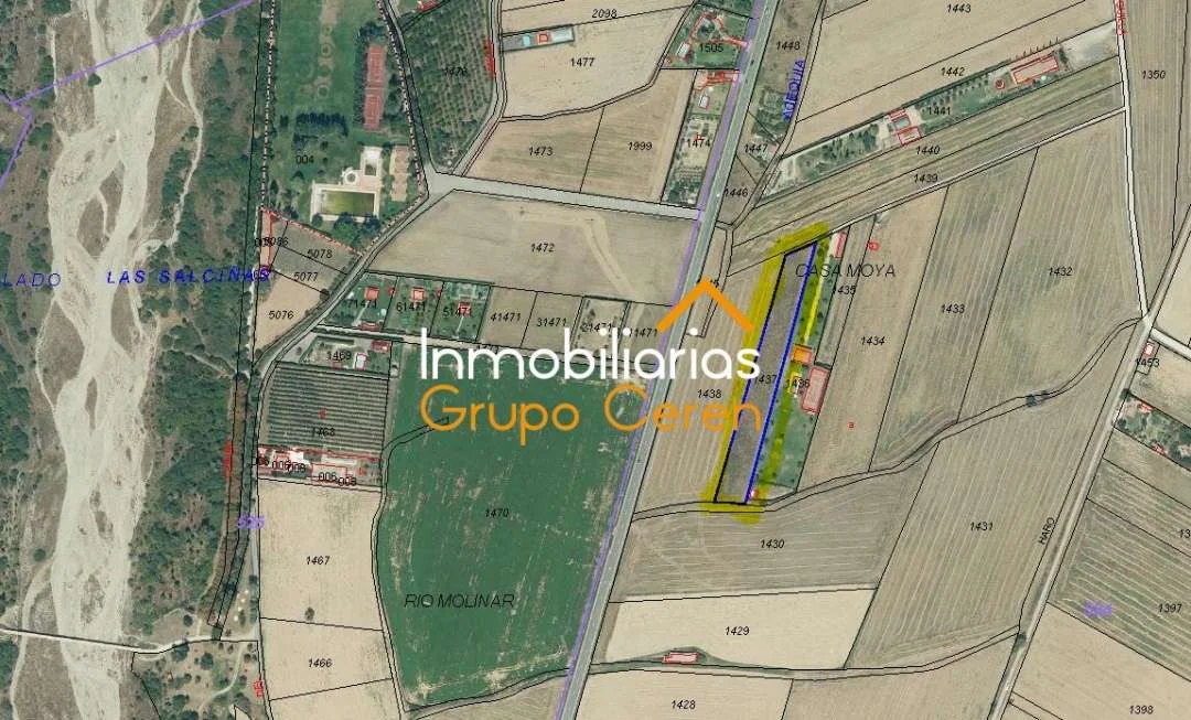 Finca rústica junto a piscinas municipales