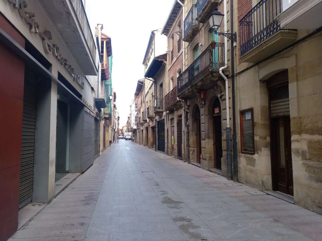 Street-front hospitality premises, 108 m²