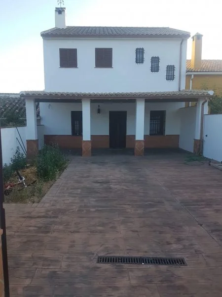 Chalet reformado cerca de Córdoba, 3 dormitorios