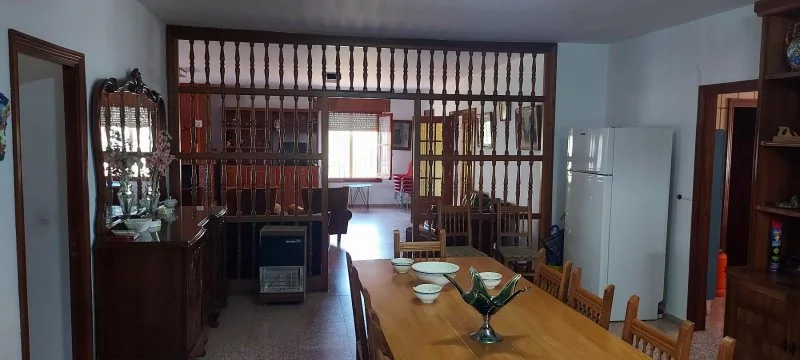 Finca rústica con parcela de 702780 m²