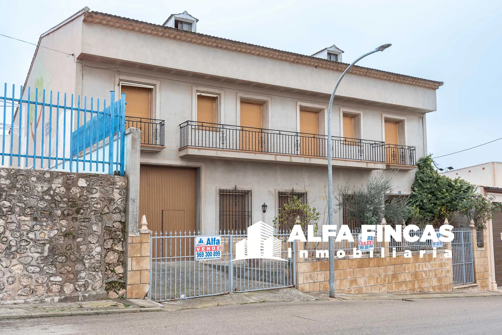 Large five-bedroom house in La Alberca