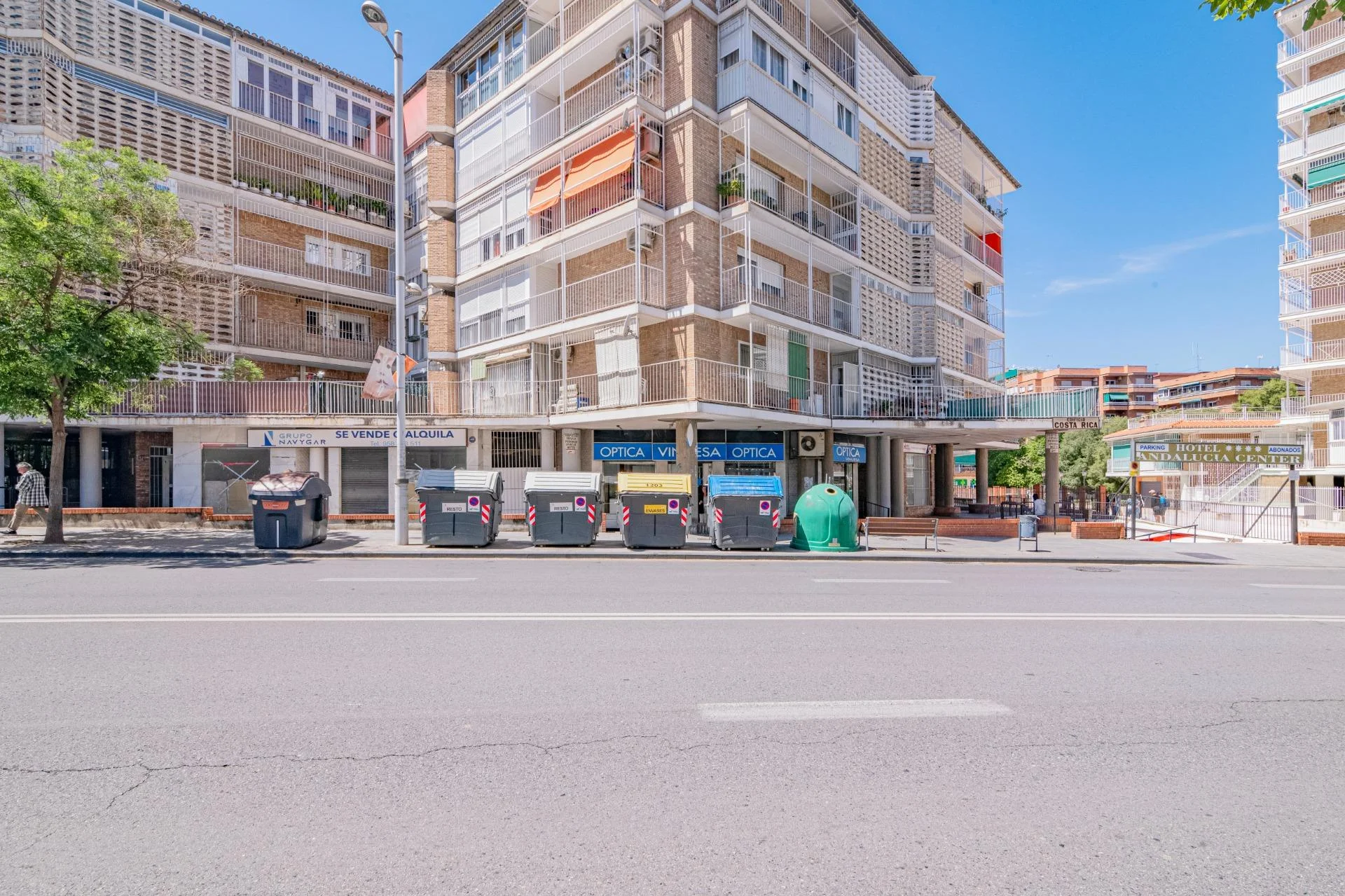 Piso para actualizar en Zaidín, 3 dormitorios