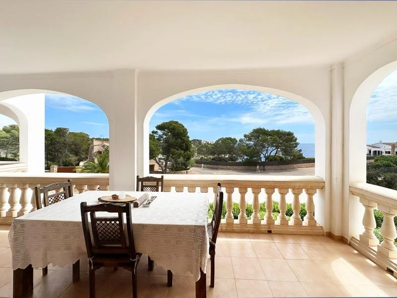 Coastal apartment with 2 bedrooms