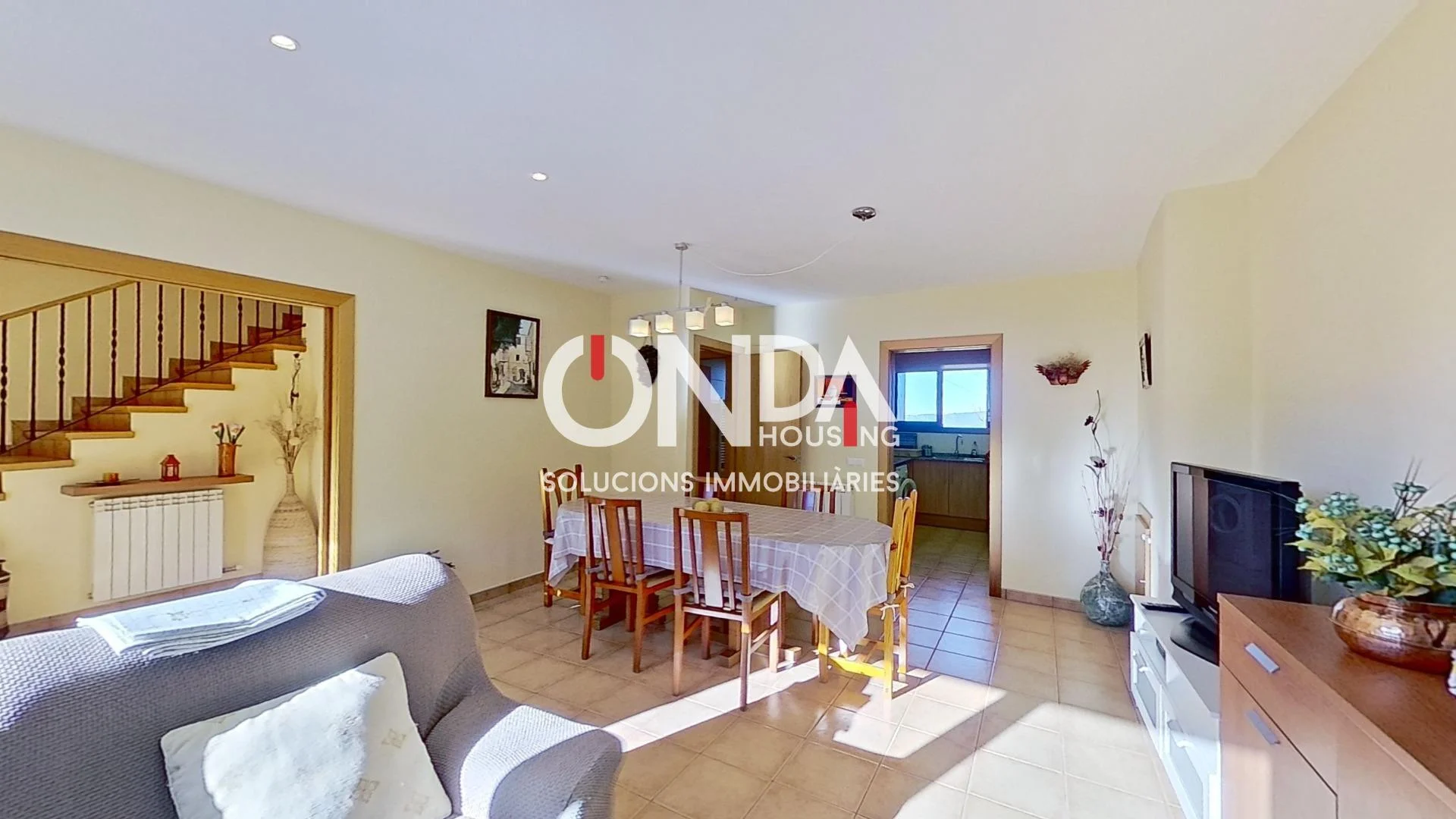 Adosado reformado de cinco habitaciones