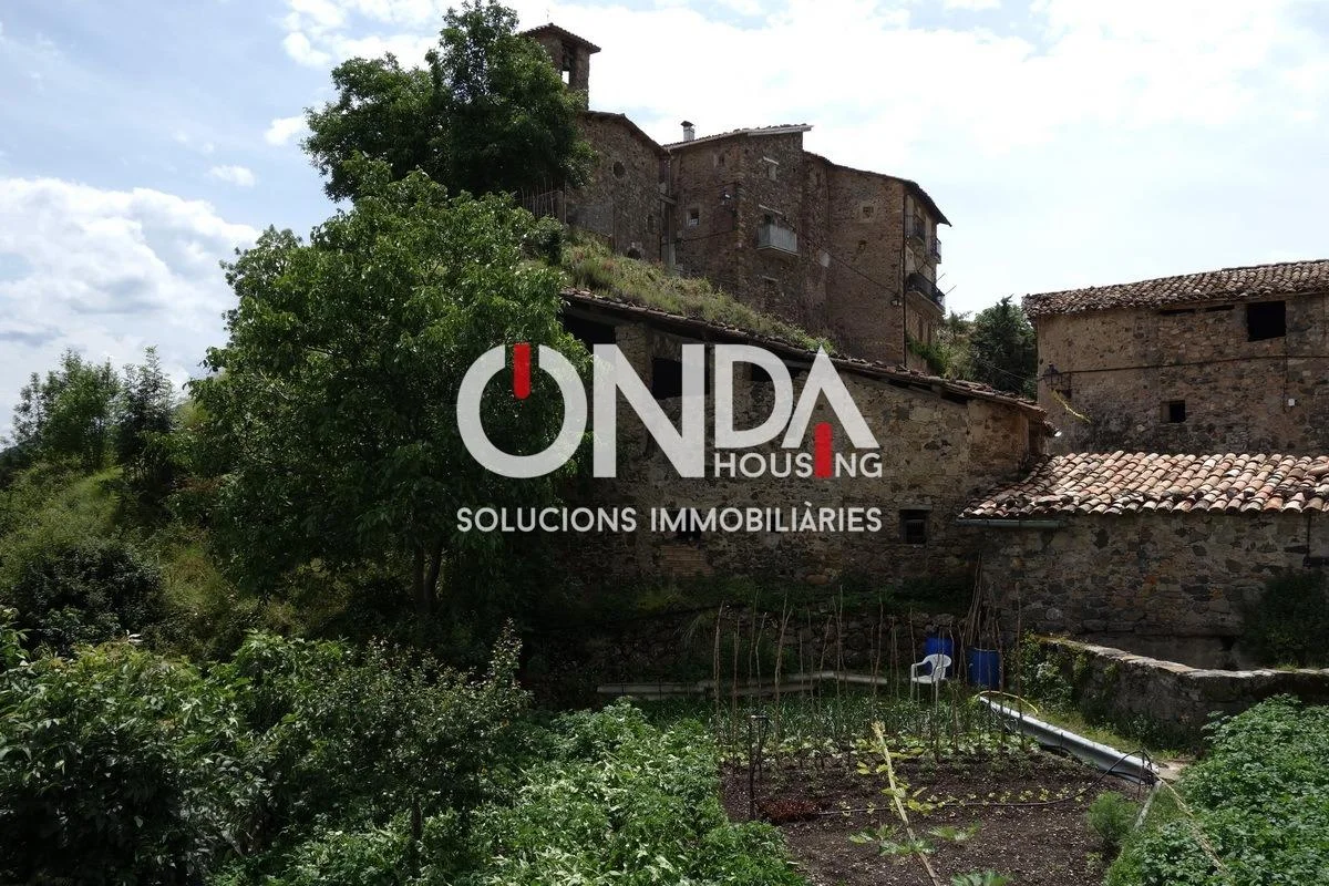 Casa tradicional con 12.884 m² de terreno