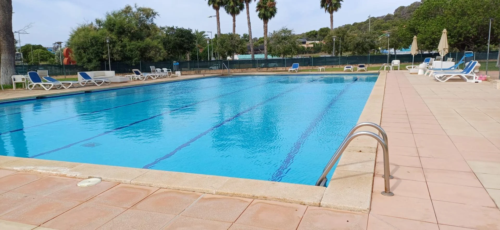 Corner townhouse in Magaluf, 3 bedrooms