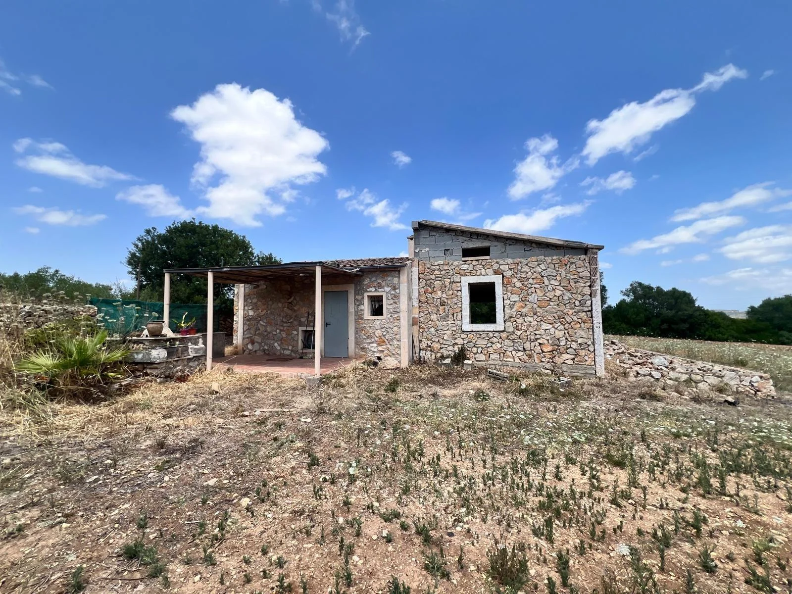 Finca rústica con vivienda de 90 m²