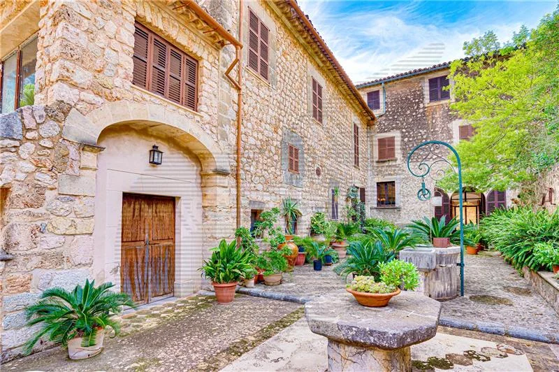 Historic manor with mountain views