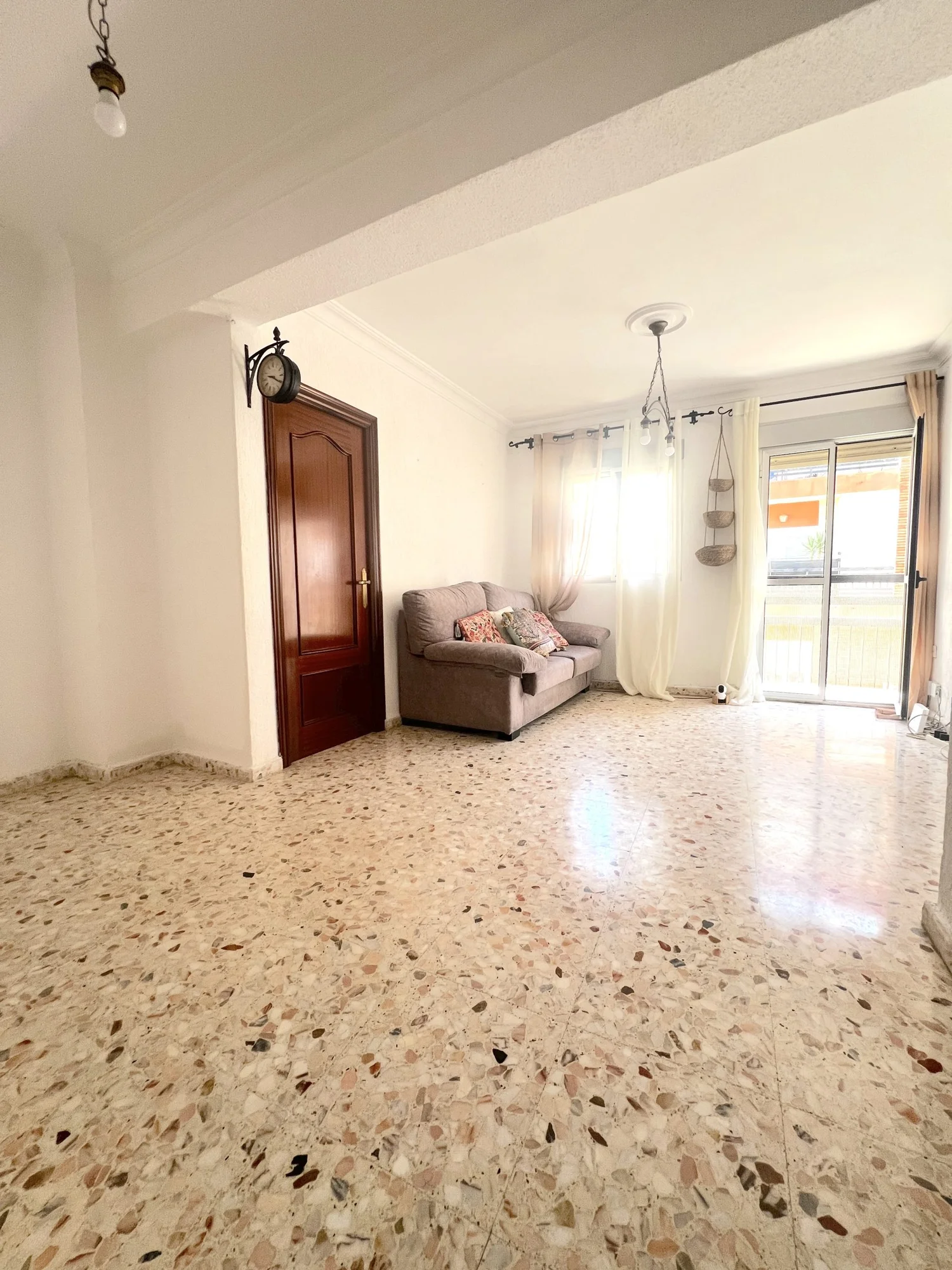 Piso de tres dormitorios en Tres Ventanas