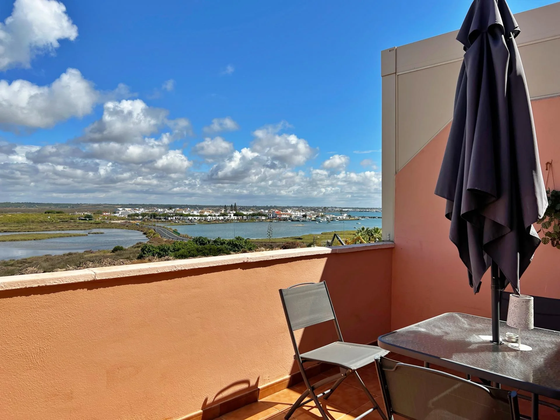 Coastal townhouse with communal pool
