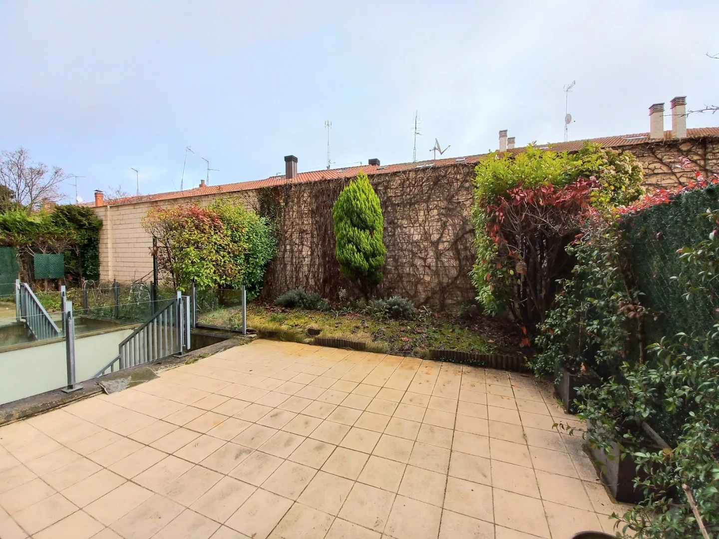 Dúplex luminoso en Jesuitas con jardín privado