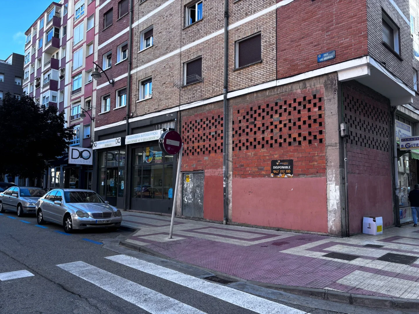 Corner commercial unit, 66 m², Burgos