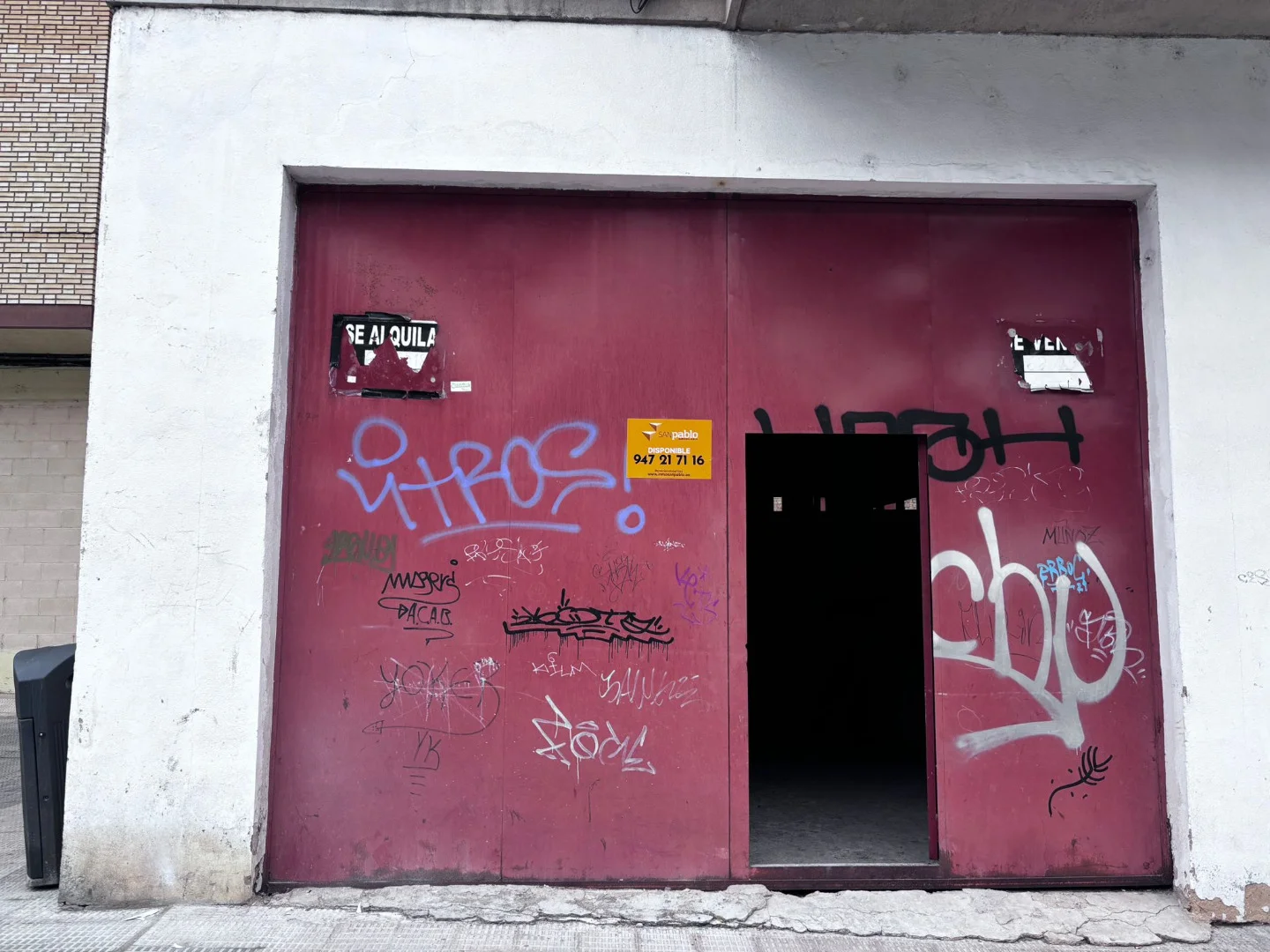 Large divisible commercial premises in Centro