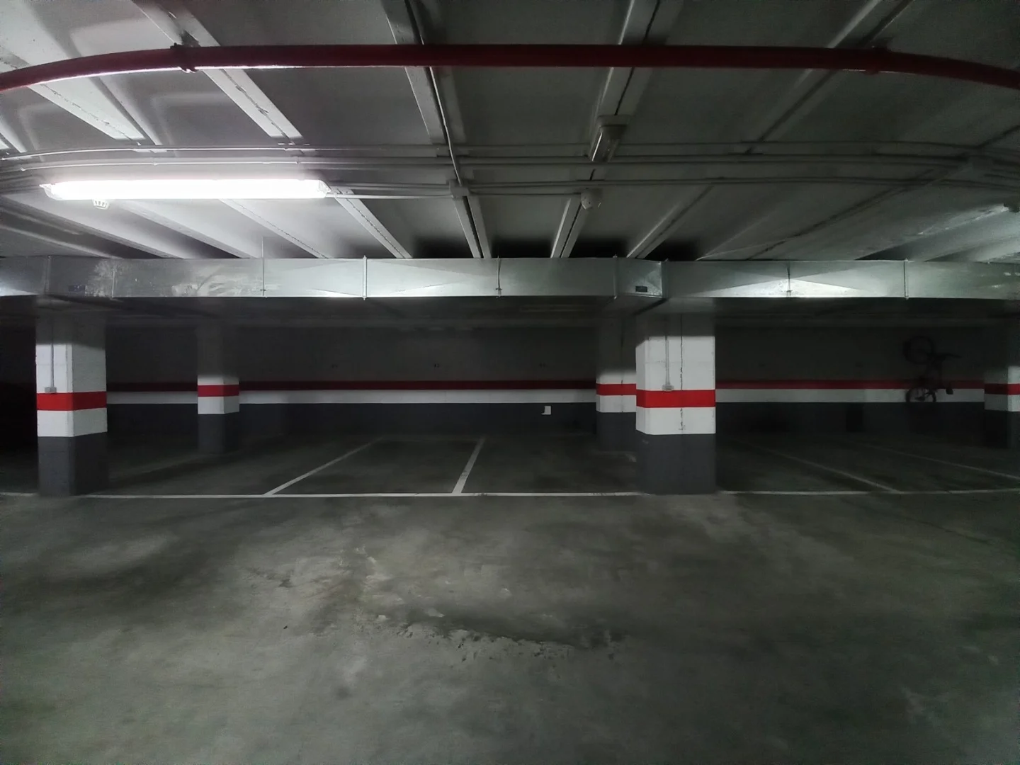 Central 13 m² underground garage space
