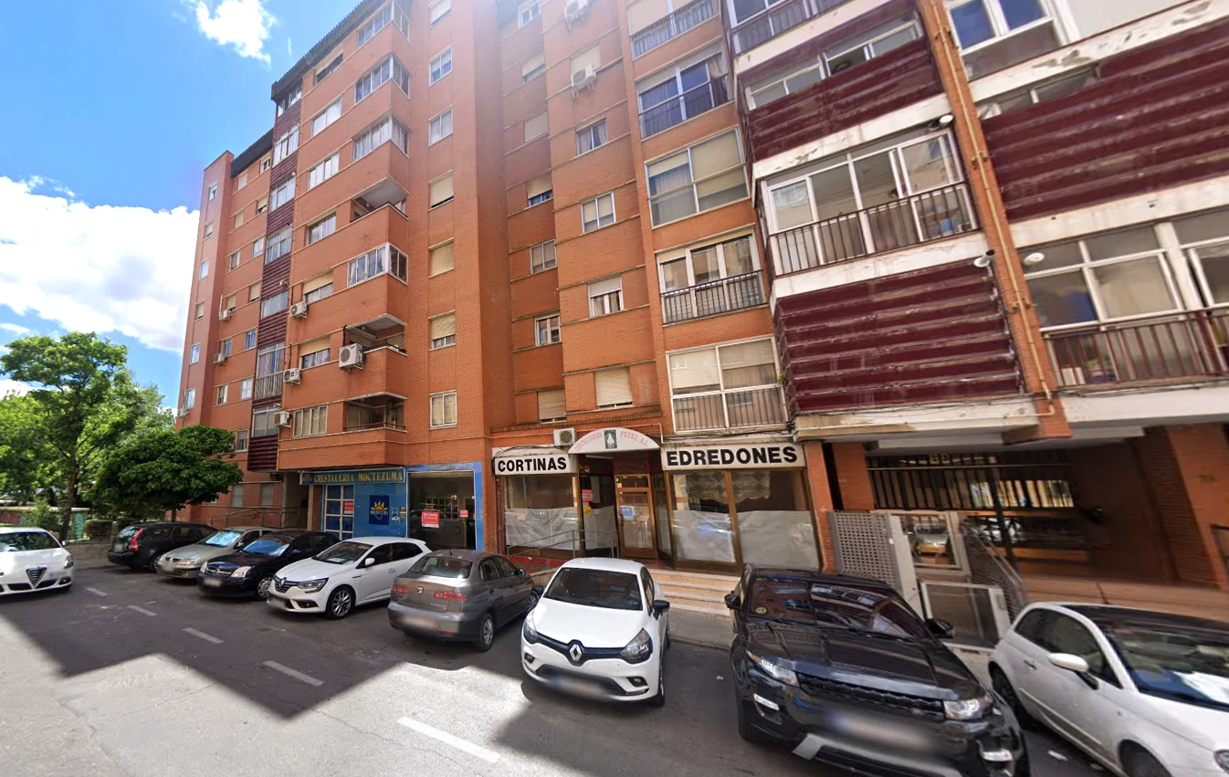 Tenanted Cáceres flat, 4 bedrooms