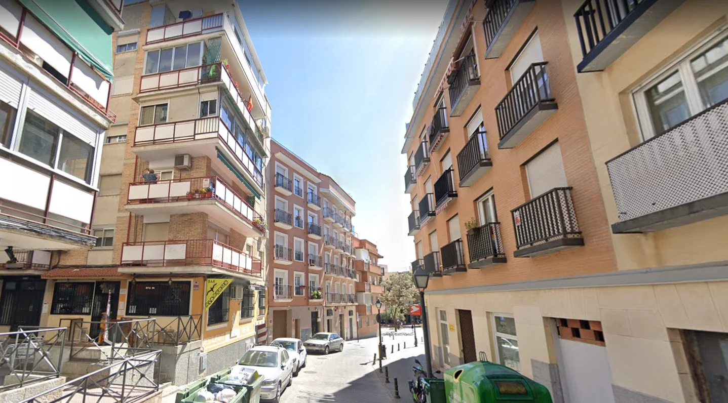 Local comercial en Alcorcón, 82 m² exterior