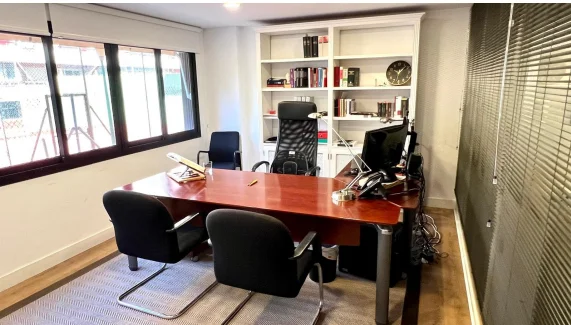 Rented refurbished offices in Marbella