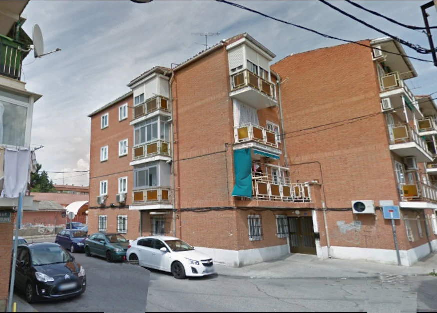 Tenanted four-bedroom flat near Madrid