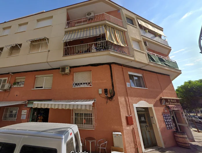 Tenanted Viladecans flat, 3 bedrooms