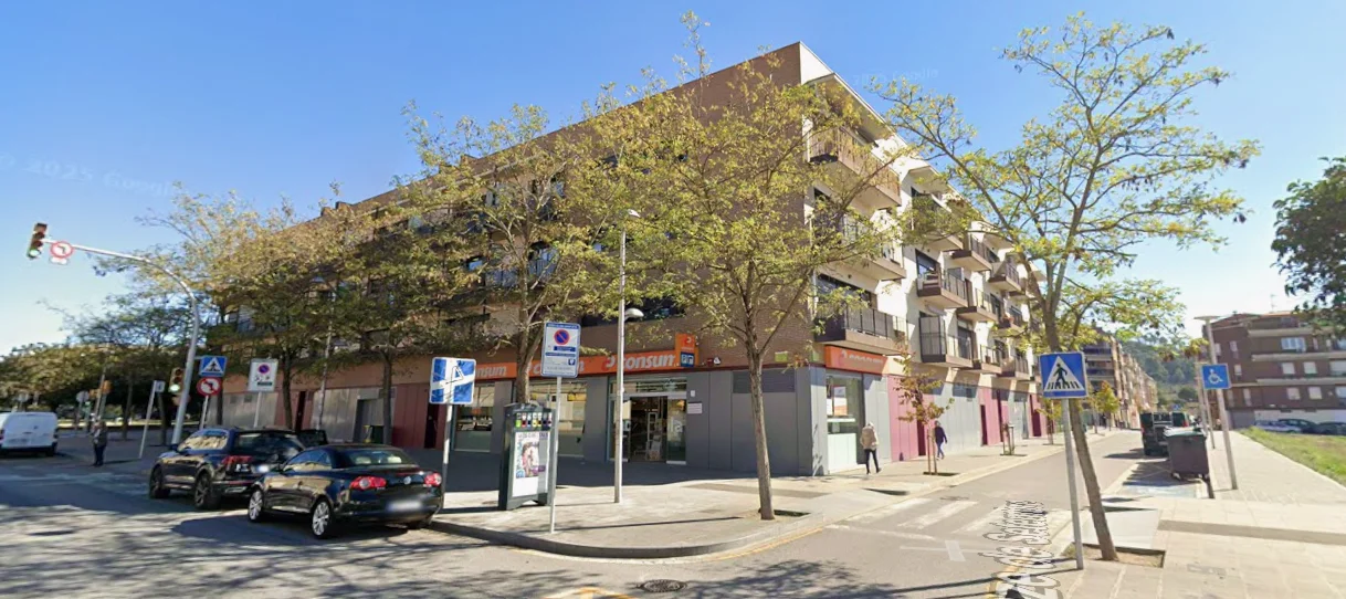 Garaje alquilado con renta a largo plazo