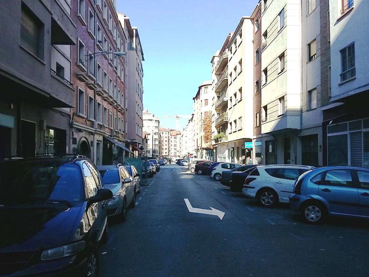 Local comercial en Ensanche, 138 m²