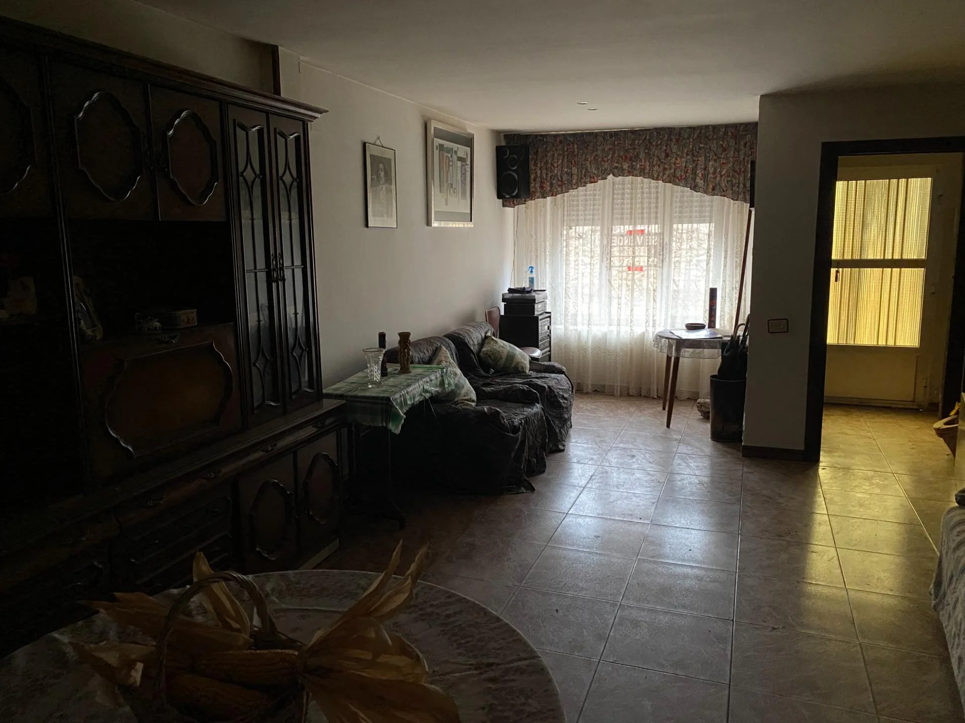 Central village house, 236 m², six bedrooms