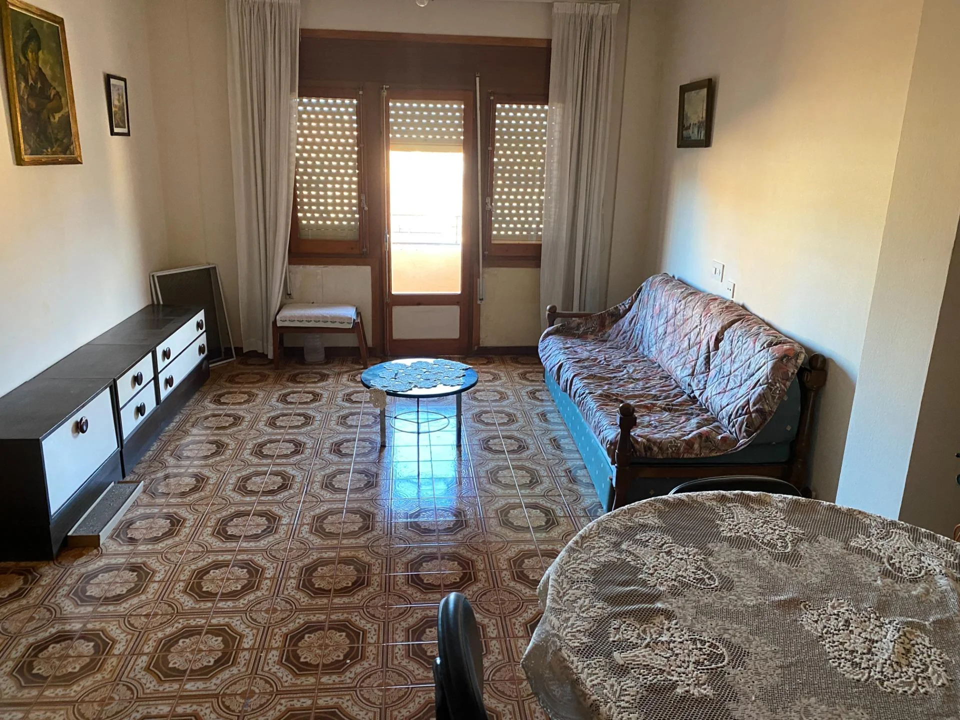 Three-bedroom flat in Torrijo centre