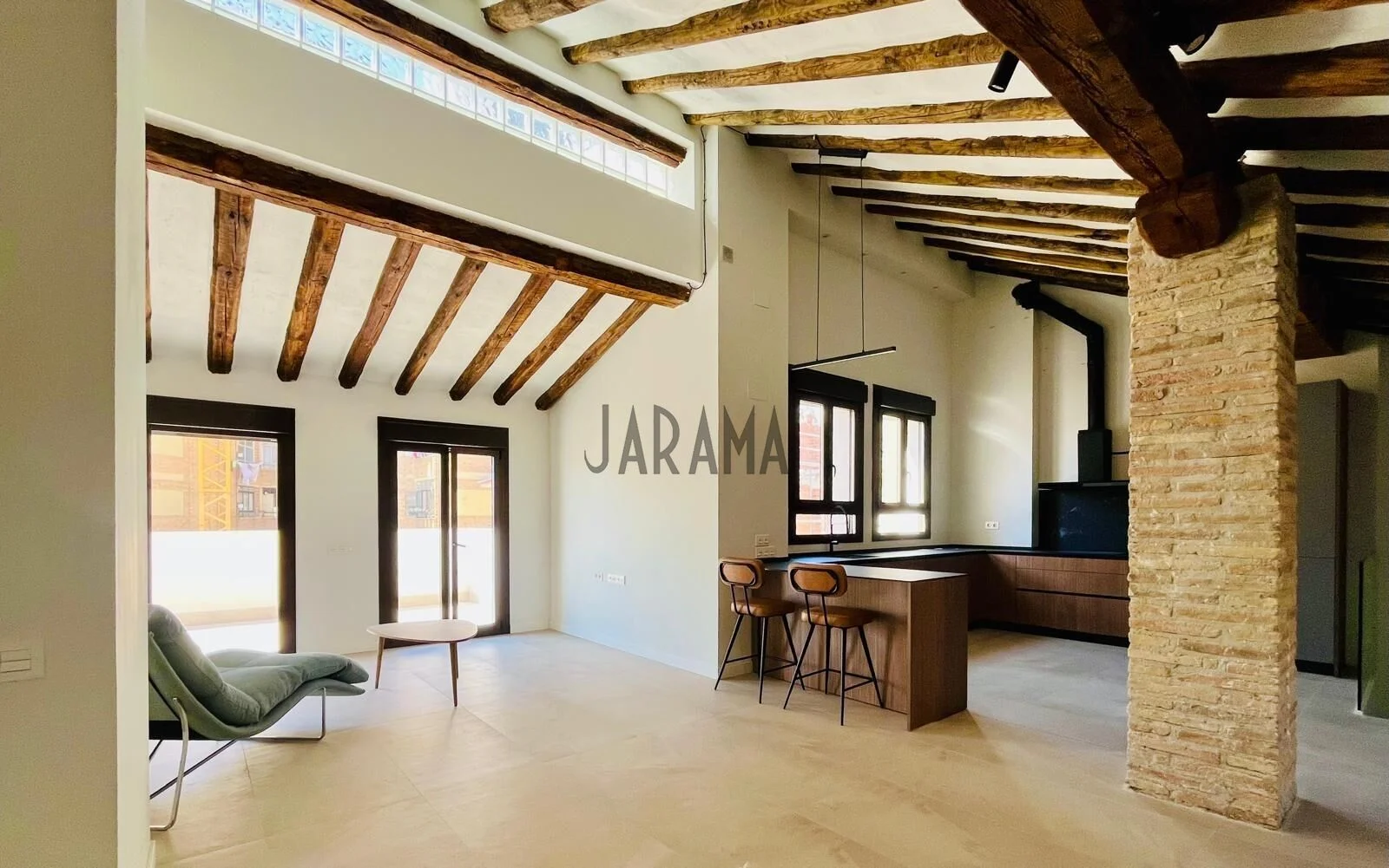 Reformed duplex penthouse in Tudela