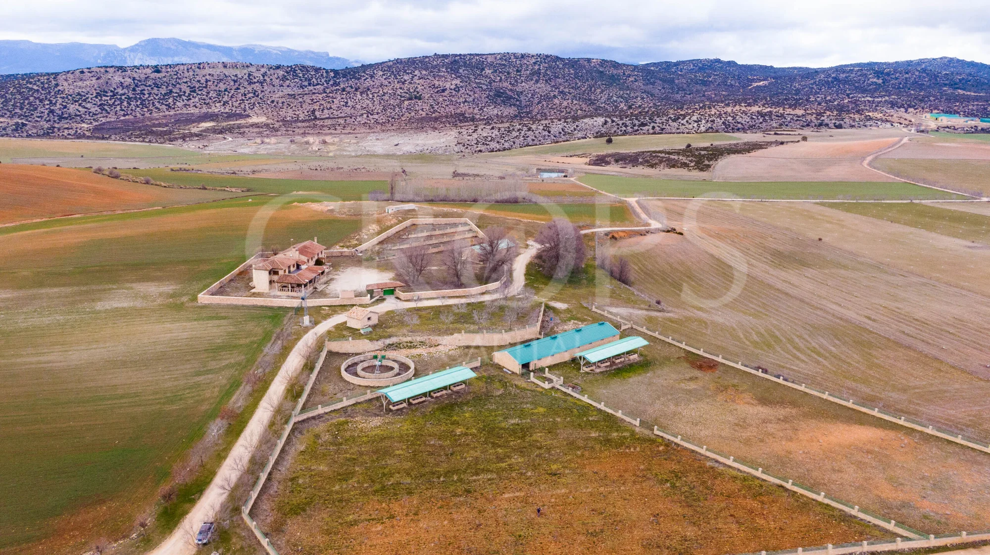 Private hunting estate with 1,700 hectares
