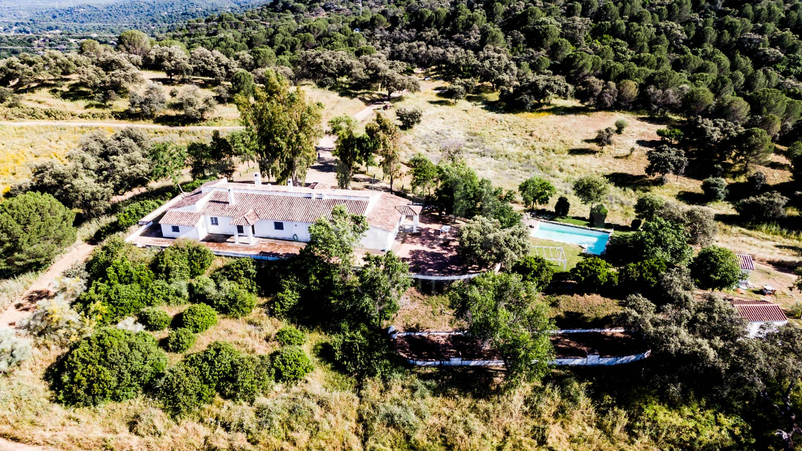 245-hectare hunting estate near Córdoba