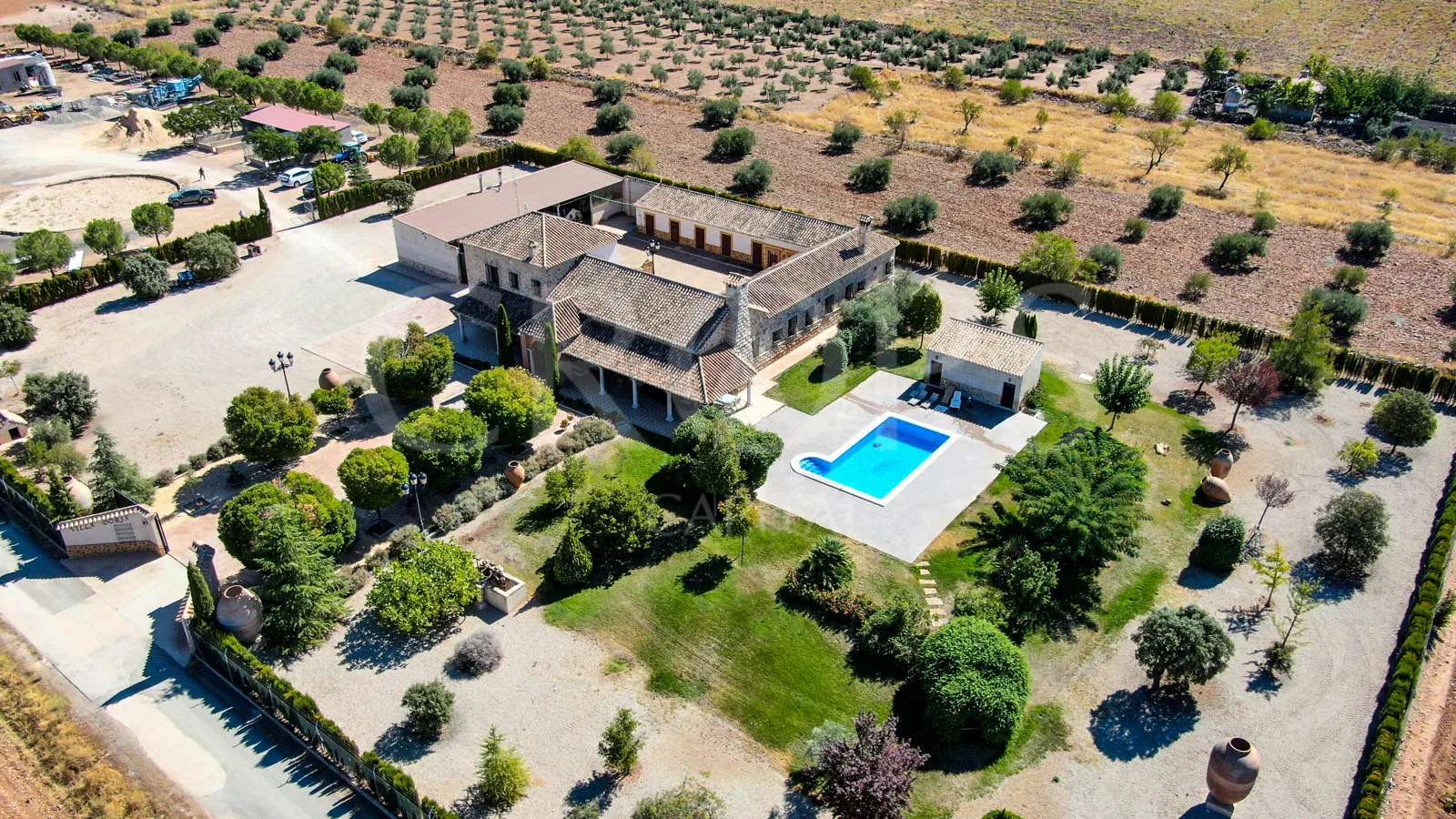 Finca de 23 hectáreas con viñedo