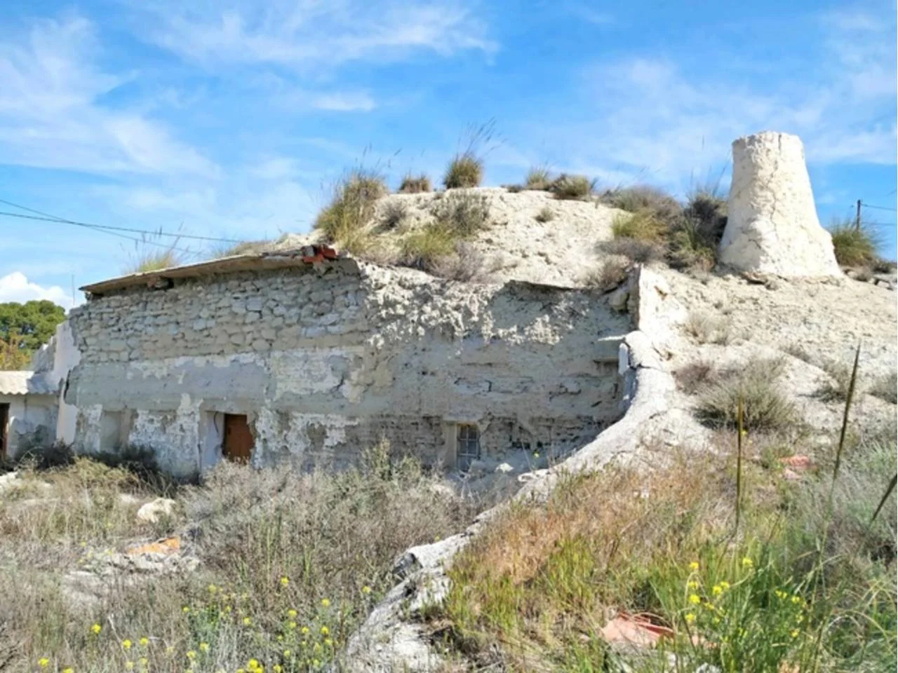 Casa para reformar en Benamaurel, dos dormitorios