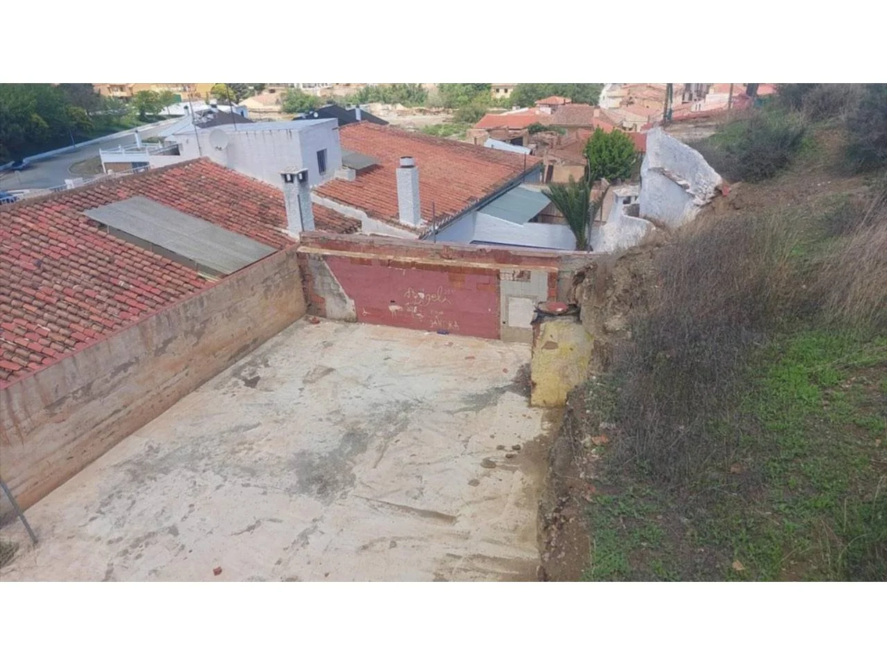 105 m² plot in Guadix